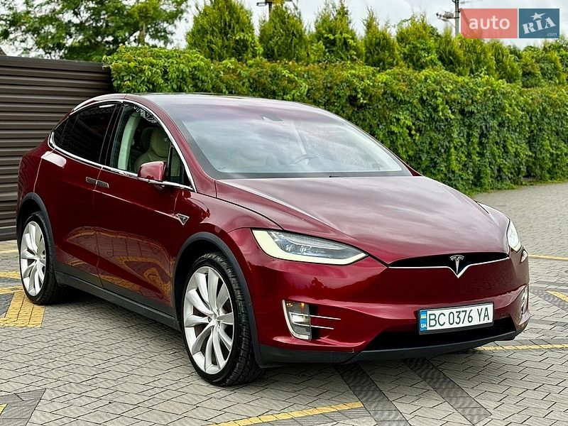 Tesla Model X 2016