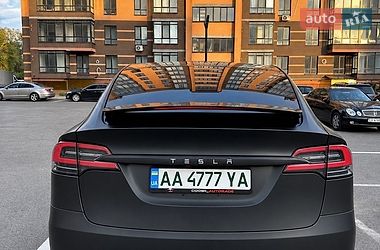 Внедорожник / Кроссовер Tesla Model X 2016 в Чернигове