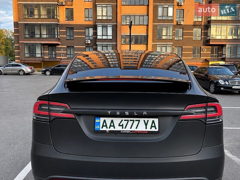 Внедорожник / Кроссовер Tesla Model X 2016 в Чернигове