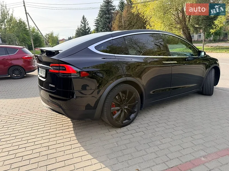 Tesla Model X
