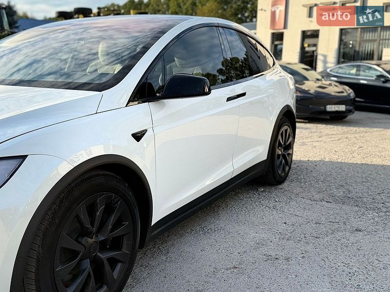 Позашляховик / Кросовер Tesla Model X 2022 в Вінниці