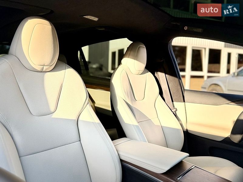 Позашляховик / Кросовер Tesla Model X 2022 в Вінниці