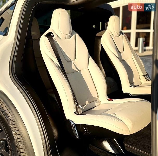 Позашляховик / Кросовер Tesla Model X 2022 в Вінниці