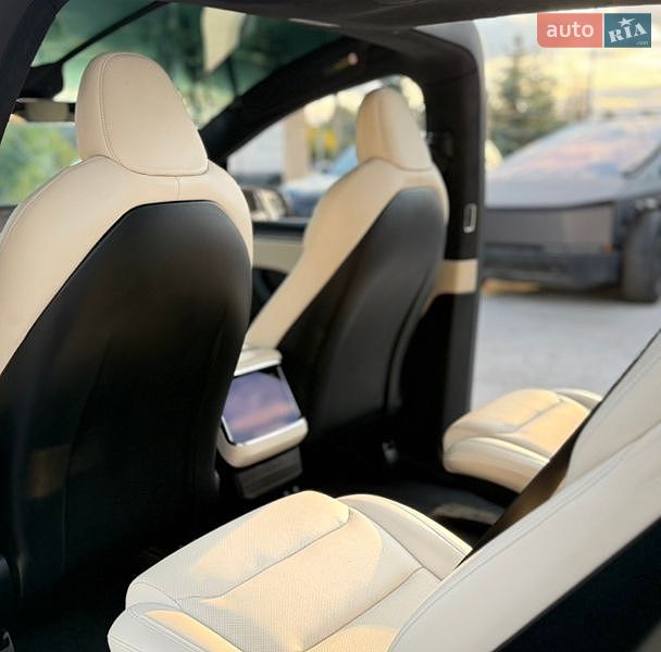 Позашляховик / Кросовер Tesla Model X 2022 в Вінниці