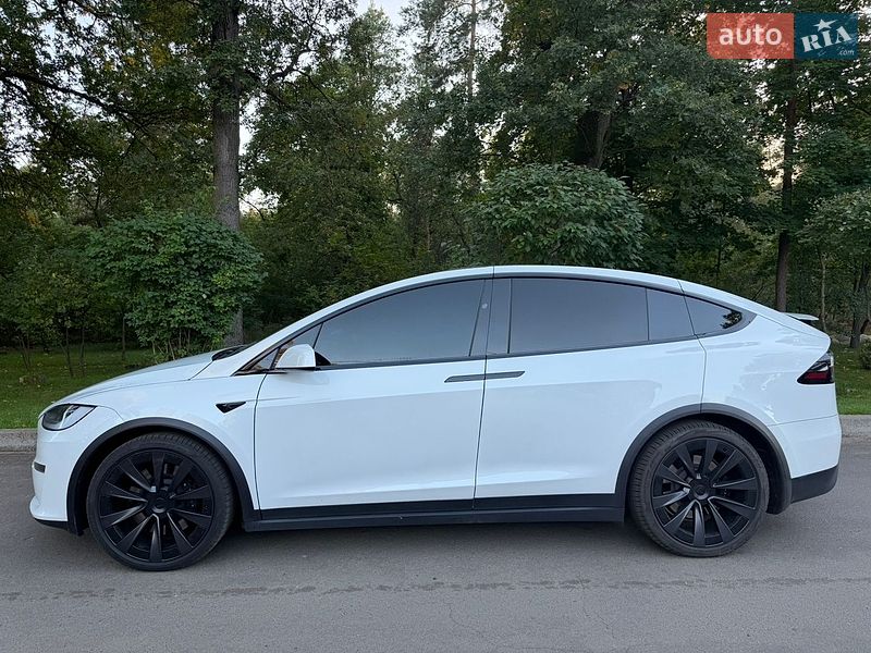 Внедорожник / Кроссовер Tesla Model X 2022 в Буче