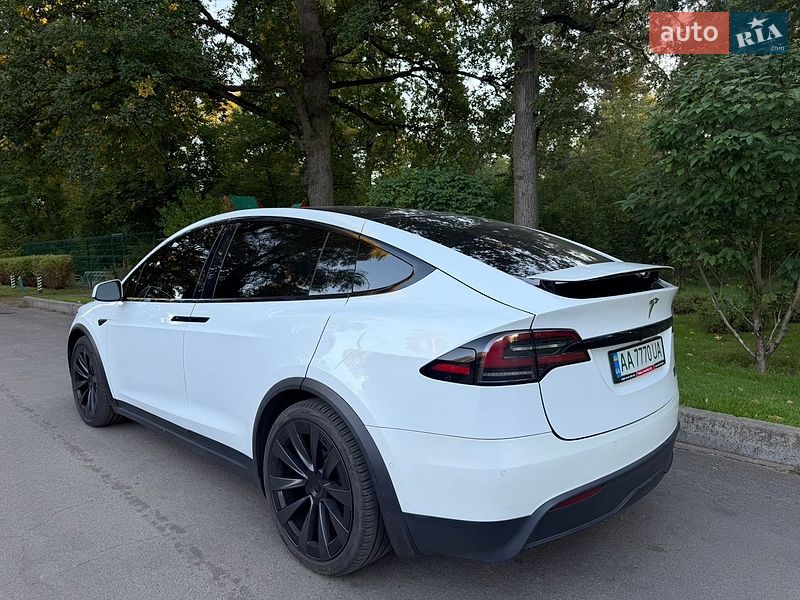 Внедорожник / Кроссовер Tesla Model X 2022 в Буче