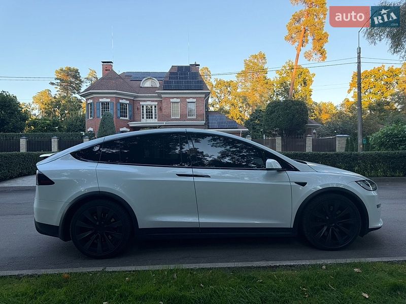 Внедорожник / Кроссовер Tesla Model X 2022 в Буче