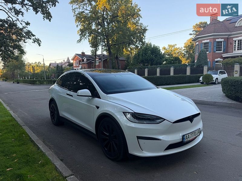 Внедорожник / Кроссовер Tesla Model X 2022 в Буче