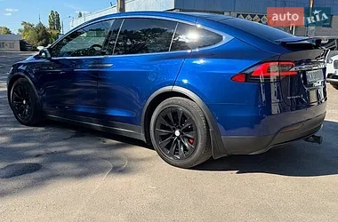 Tesla Model X 2016