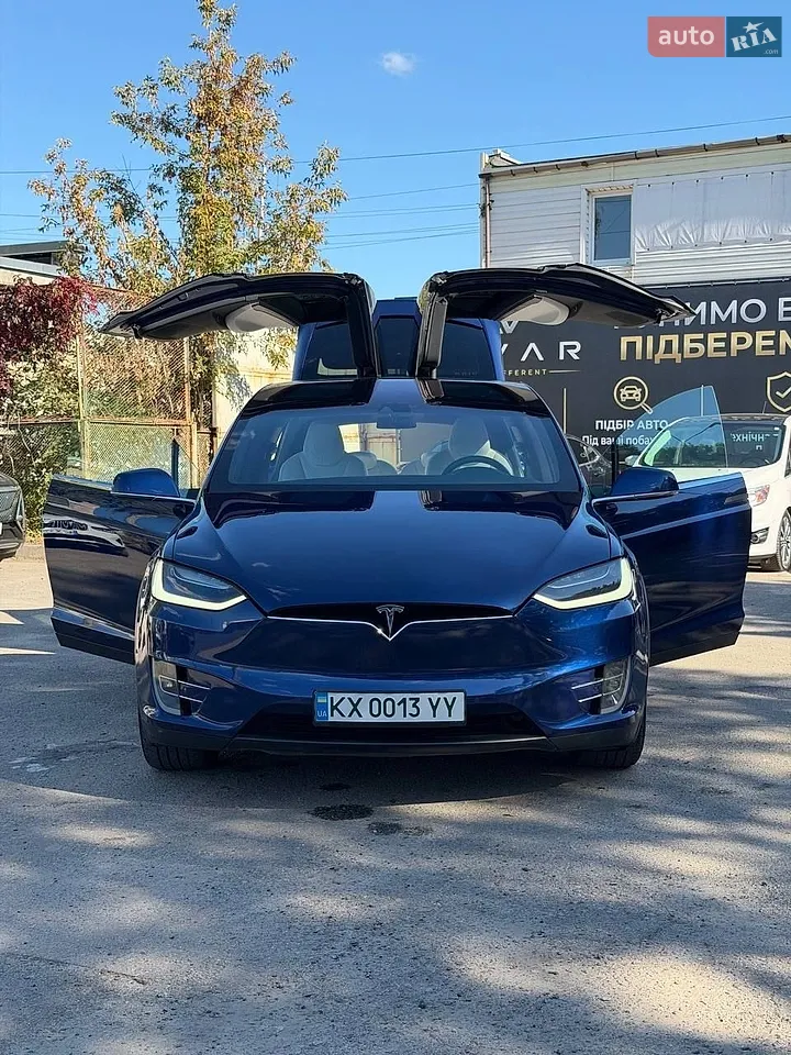 Позашляховик / Кросовер Tesla Model X 2016 в Харкові фото