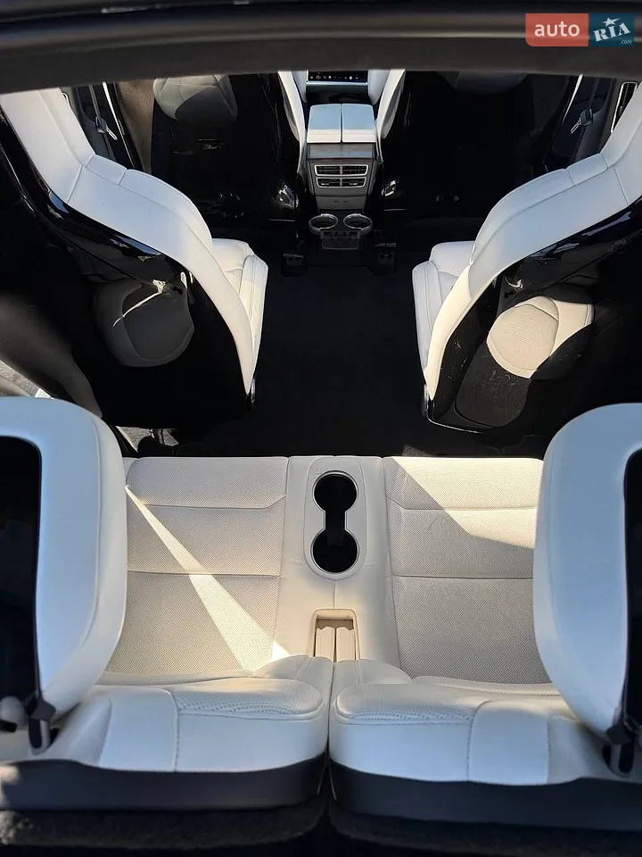 Позашляховик / Кросовер Tesla Model X 2016 в Харкові фото 10