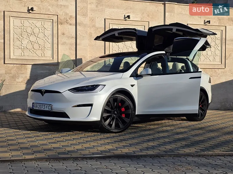 Tesla Model X
