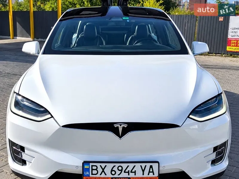 Tesla Model X 2017