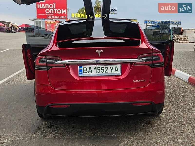 Позашляховик / Кросовер Tesla Model X 2019 в Одесі фото 16 Позашляховик / Кросовер Tesla Model X 2019 в Одесі