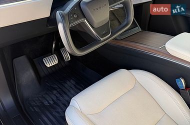 Внедорожник / Кроссовер Tesla Model X 2024 в Харькове