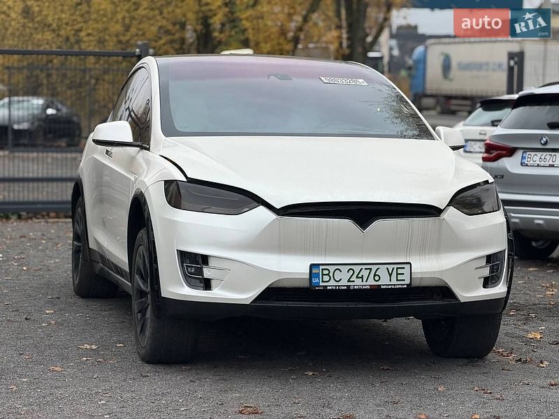 Внедорожник / Кроссовер Tesla Model X 2016 в Львове фото 5 Внедорожник / Кроссовер Tesla Model X 2016 в Львове
