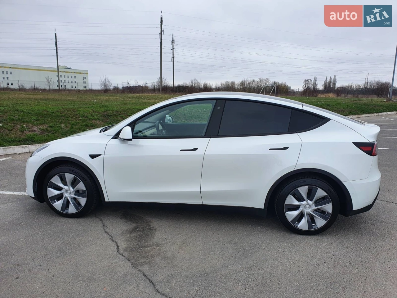 2020 Tesla Model Y - мініатюра 18