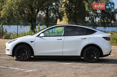 Внедорожник / Кроссовер Tesla Model Y 2021 в 