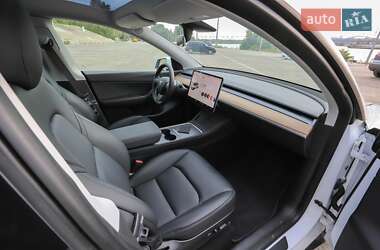 Внедорожник / Кроссовер Tesla Model Y 2021 в 