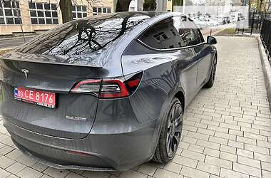 Внедорожник / Кроссовер Tesla Model Y 2022 в 
