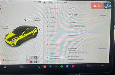 Внедорожник / Кроссовер Tesla Model Y 2021 в 