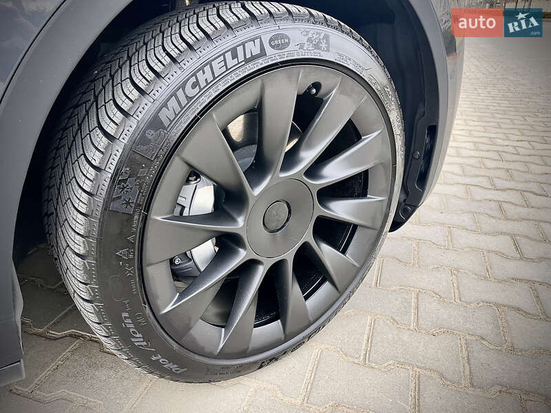 Внедорожник / Кроссовер Tesla Model Y 2020 в Одессе фото 20 Внедорожник / Кроссовер Tesla Model Y 2020 в Одессе