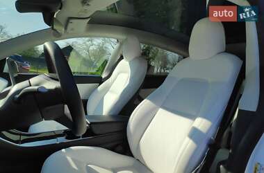 Внедорожник / Кроссовер Tesla Model Y 2020 в 