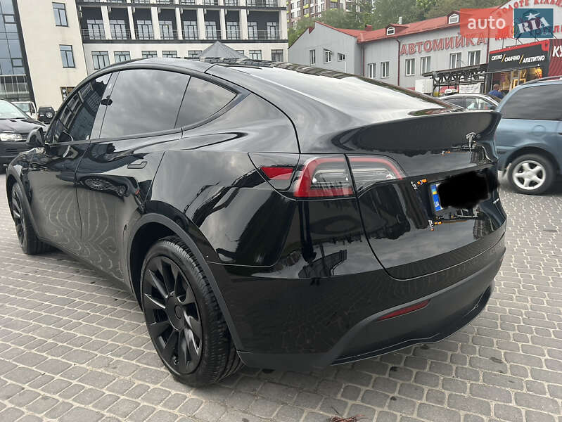 Позашляховик / Кросовер Tesla Model Y 2021 в Тернополі