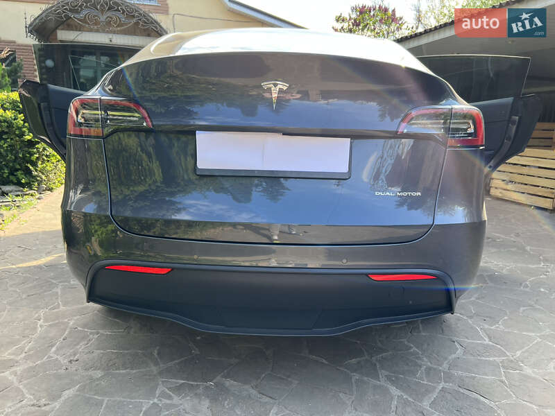 Внедорожник / Кроссовер Tesla Model Y 2022 в Киеве