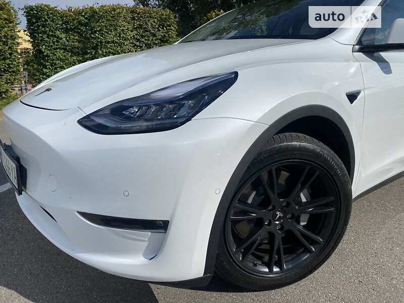 Позашляховик / Кросовер Tesla Model Y 2021 в Києві фото 44 Позашляховик / Кросовер Tesla Model Y 2021 в Києві