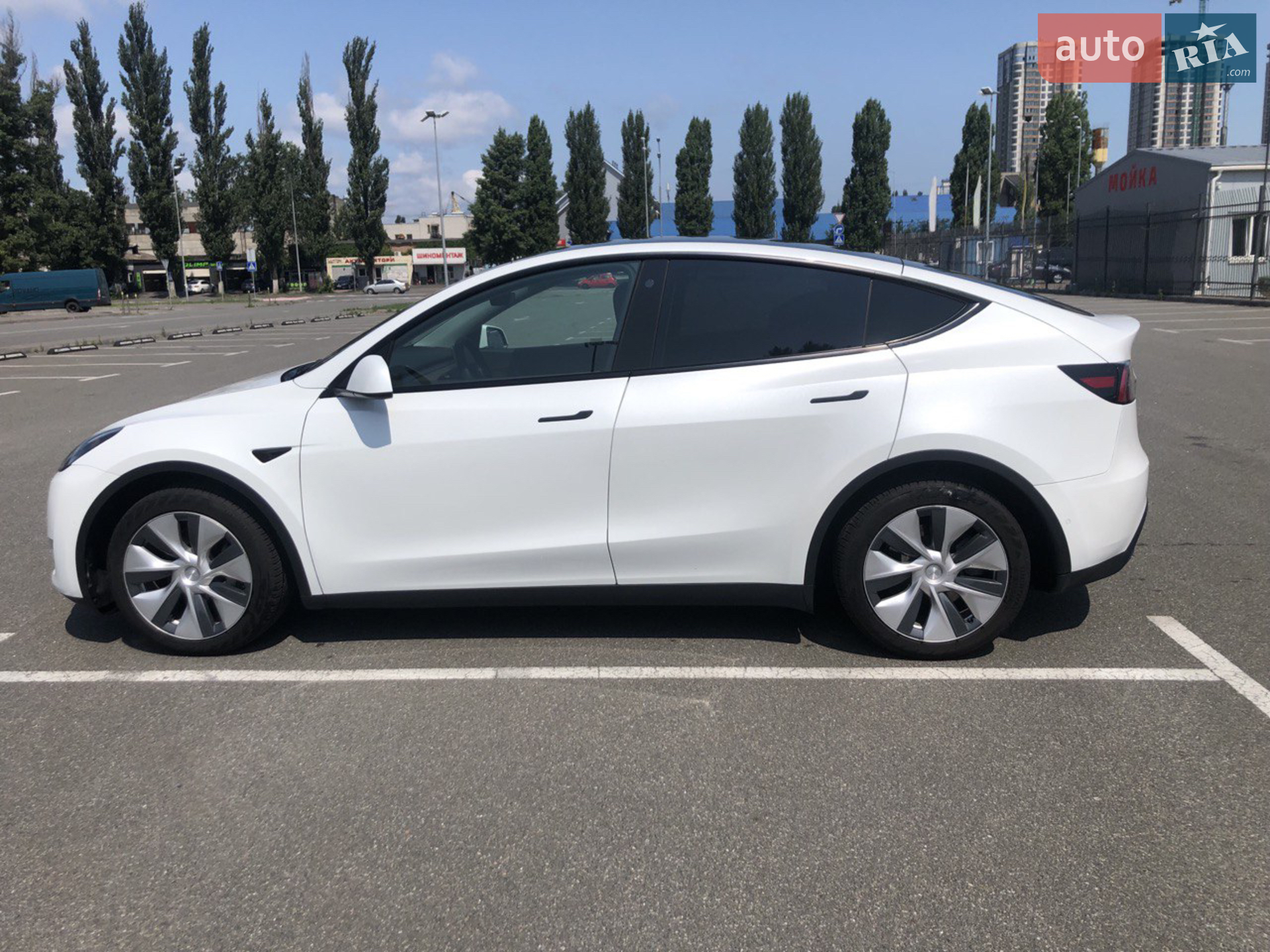 2020 Tesla Model Y - мініатюра 3