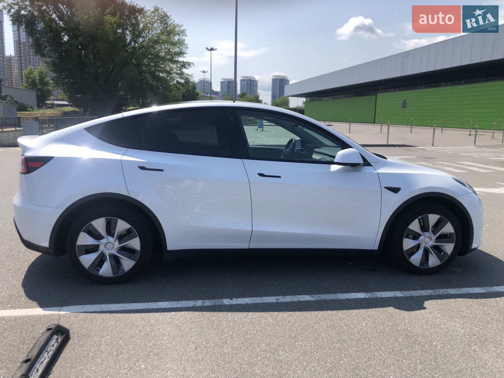 2020 Tesla Model Y - мініатюра 5
