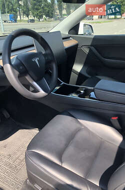 Внедорожник / Кроссовер Tesla Model Y 2020 в 