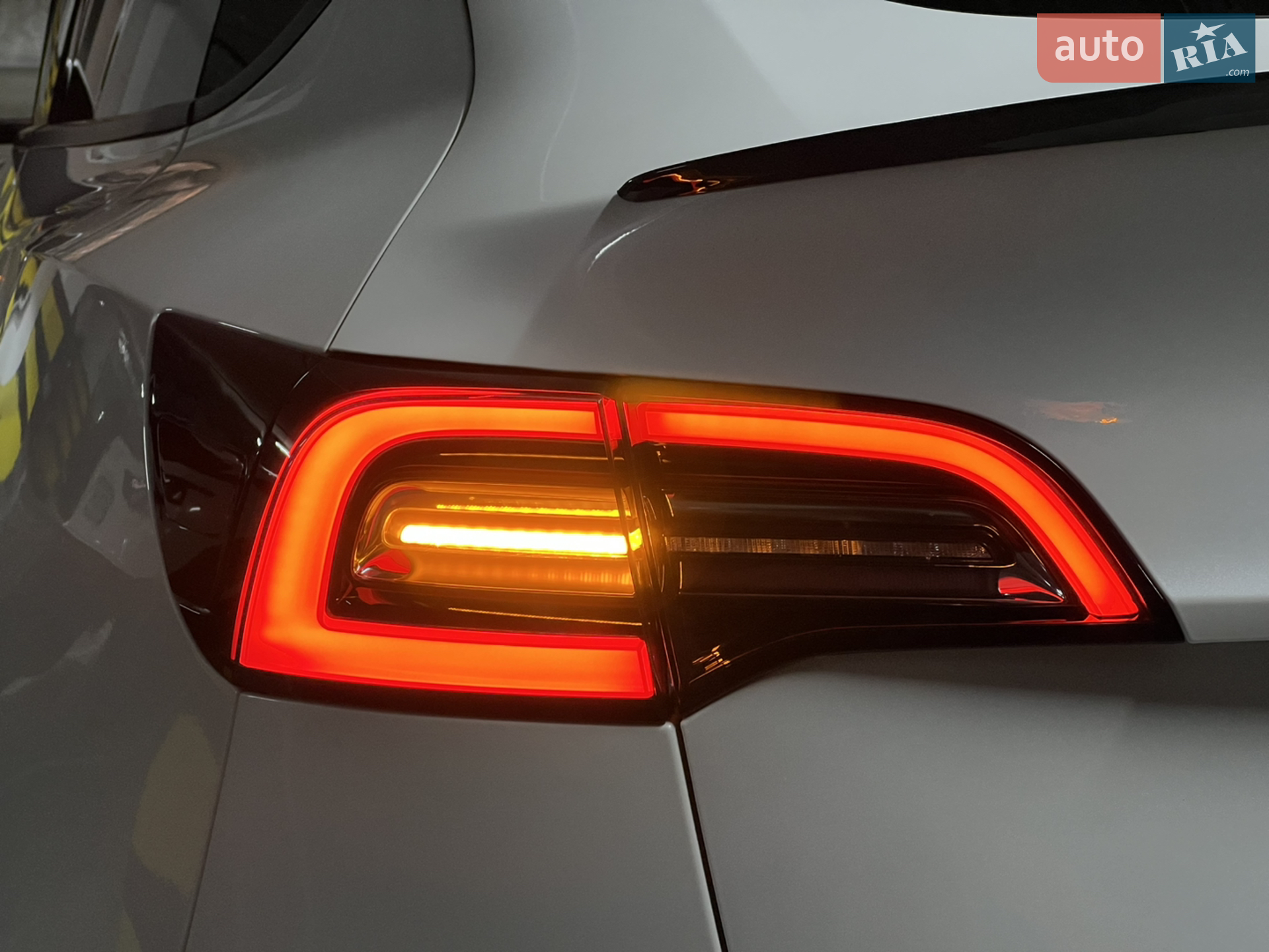 2020 Tesla Model Y - мініатюра 25
