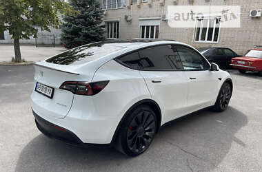 Внедорожник / Кроссовер Tesla Model Y 2022 в 