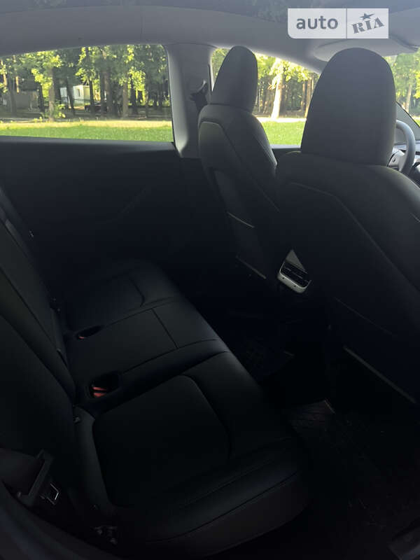 Внедорожник / Кроссовер Tesla Model Y 2022 в Львове фото 10 Внедорожник / Кроссовер Tesla Model Y 2022 в Львове