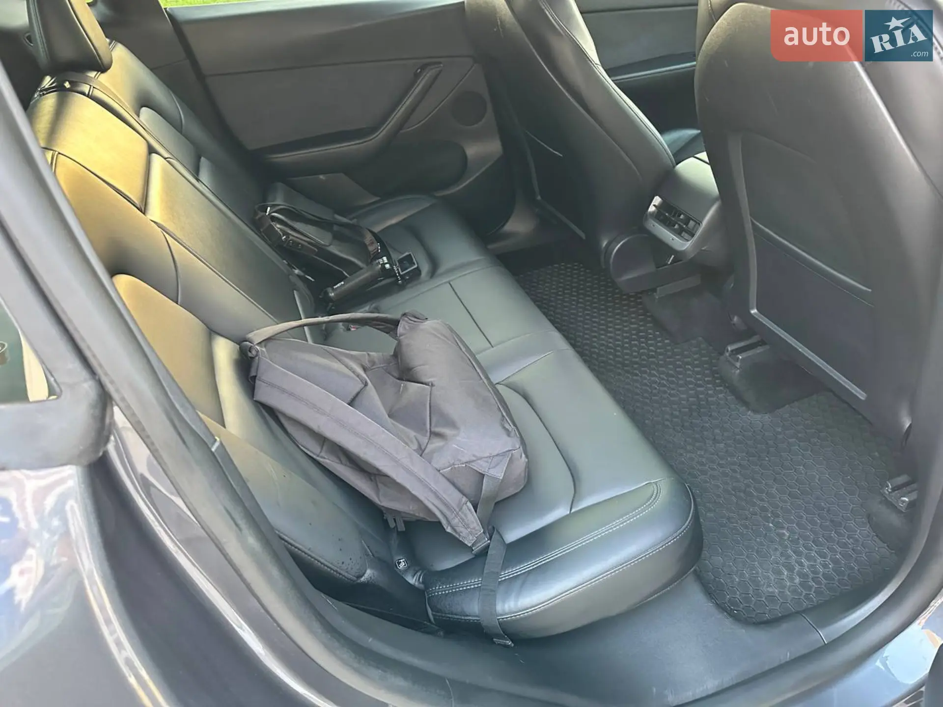 2021 Tesla Model Y - мініатюра 20
