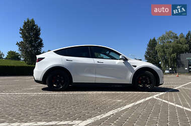 Позашляховик / Кросовер Tesla Model Y 2021 в Львові