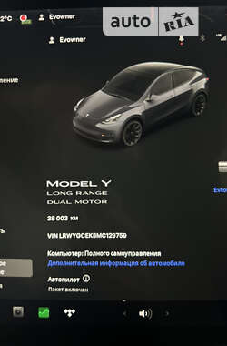 Внедорожник / Кроссовер Tesla Model Y 2021 в Львове