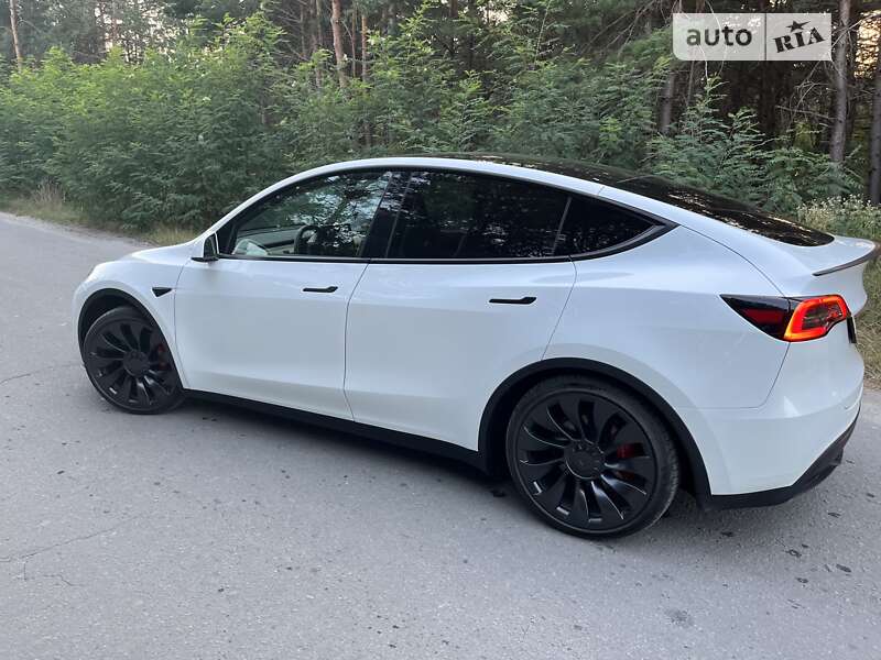Внедорожник / Кроссовер Tesla Model Y 2022 в Ровно фото 12 Внедорожник / Кроссовер Tesla Model Y 2022 в Ровно