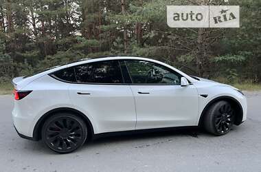 Внедорожник / Кроссовер Tesla Model Y 2022 в 