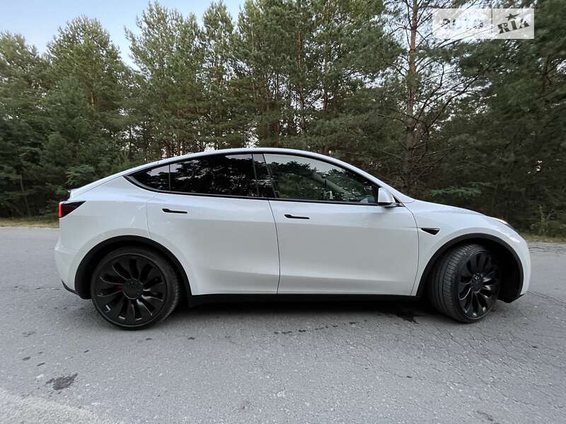 Внедорожник / Кроссовер Tesla Model Y 2022 в Ровно фото 23 Внедорожник / Кроссовер Tesla Model Y 2022 в Ровно