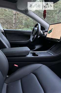 Внедорожник / Кроссовер Tesla Model Y 2022 в 
