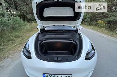 Внедорожник / Кроссовер Tesla Model Y 2022 в 