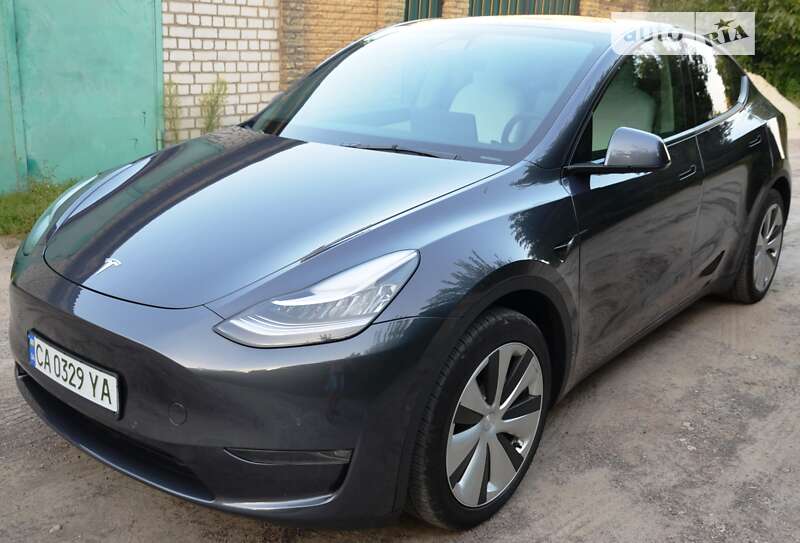 Внедорожник / Кроссовер Tesla Model Y 2021 в Черкассах