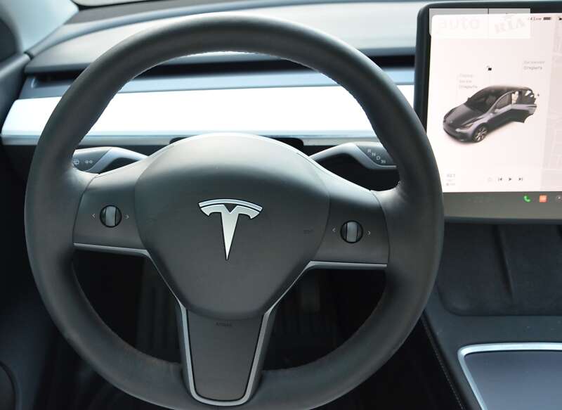 Внедорожник / Кроссовер Tesla Model Y 2021 в Черкассах