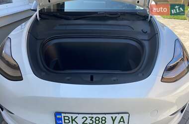 Позашляховик / Кросовер Tesla Model Y 2021 в 