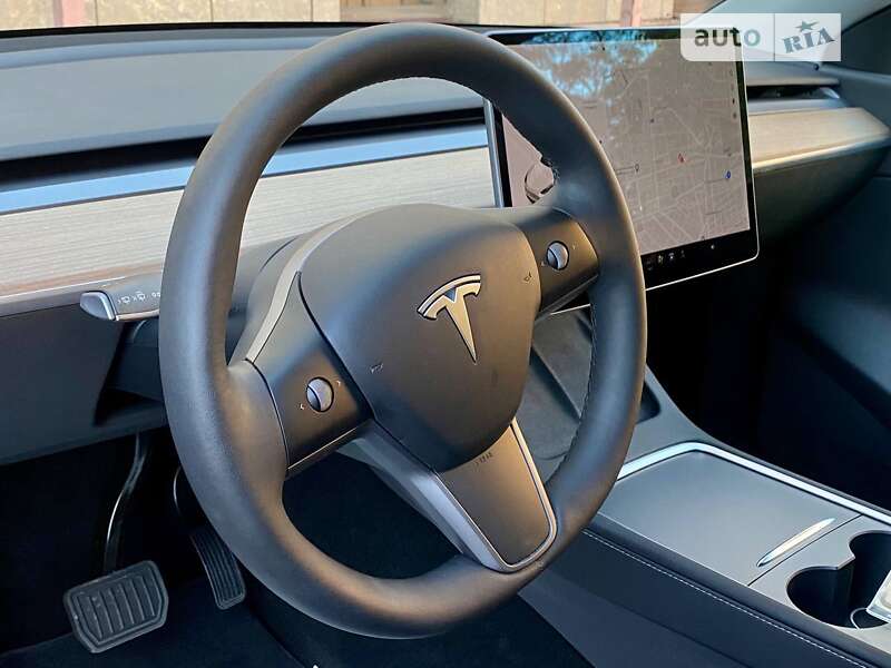 Внедорожник / Кроссовер Tesla Model Y 2022 в Одессе