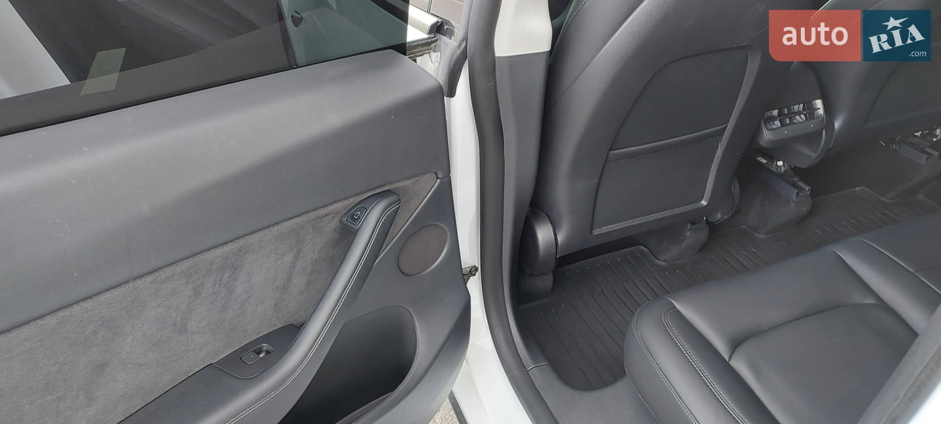 2021 Tesla Model Y - мініатюра 14