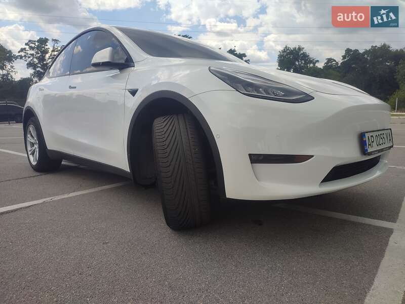 Позашляховик / Кросовер Tesla Model Y 2020 в Запоріжжі